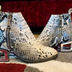 Jeffrey Campbell Womens Side Zip Silver Heel Snakeskin Print Ankle Booties 5.5